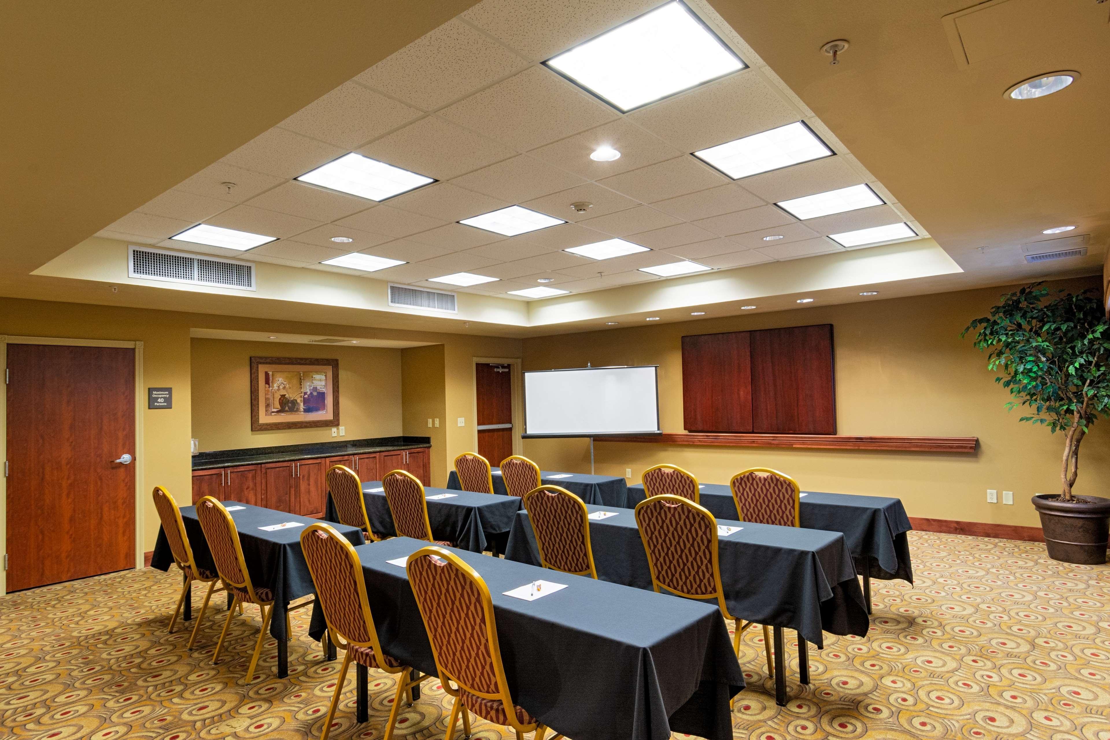 Hampton Inn רולינס מראה חיצוני תמונה