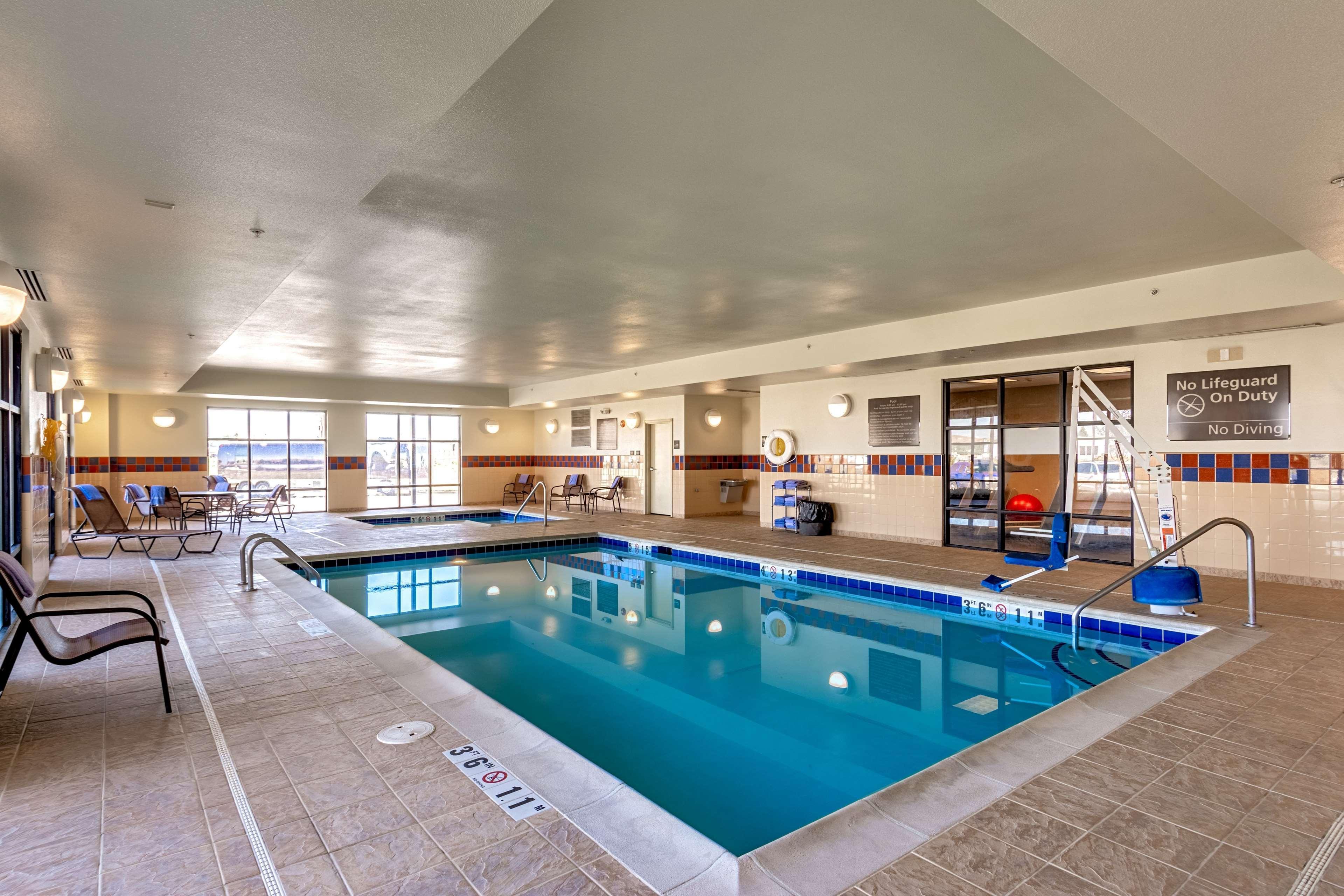 Hampton Inn רולינס מראה חיצוני תמונה